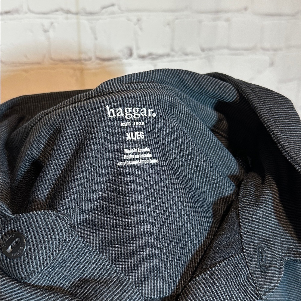 Haggar soft mens Charcoal casual button up size xl - Picture 2 of 6